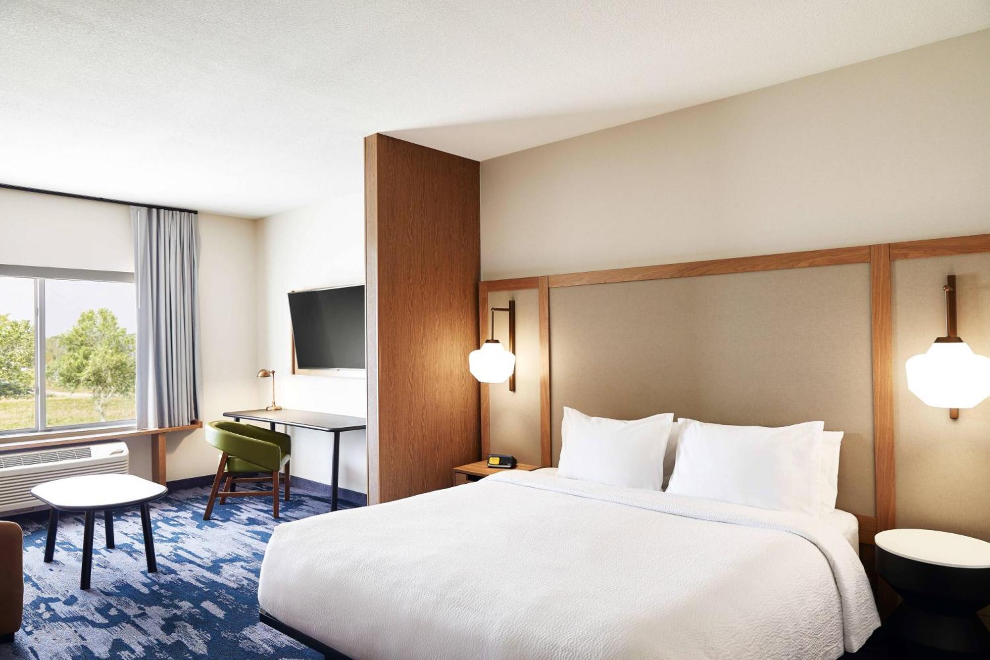 Fairfield Inn & Suites By Marriott Kansas City Belton Екстер'єр фото