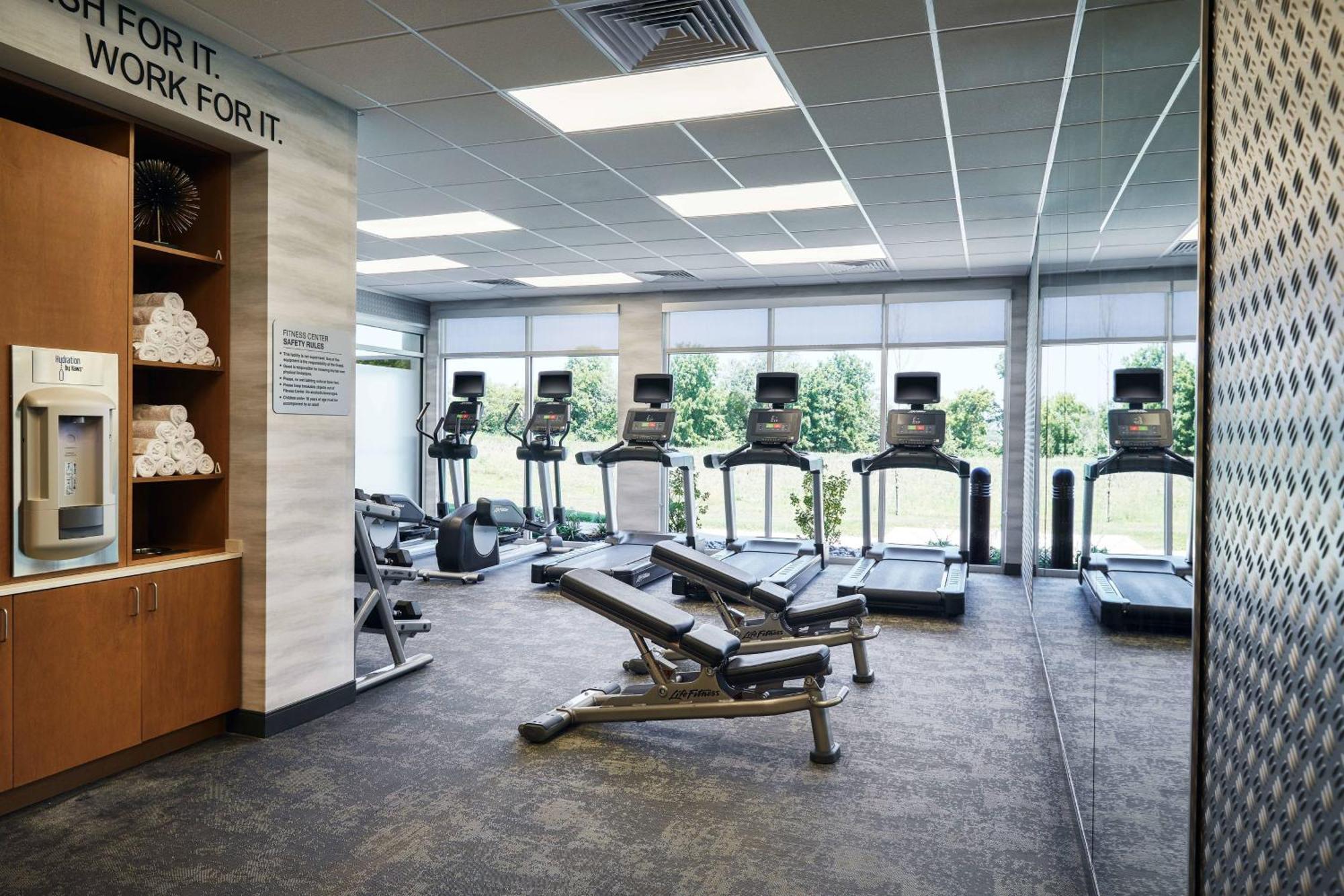 Fairfield Inn & Suites By Marriott Kansas City Belton Екстер'єр фото