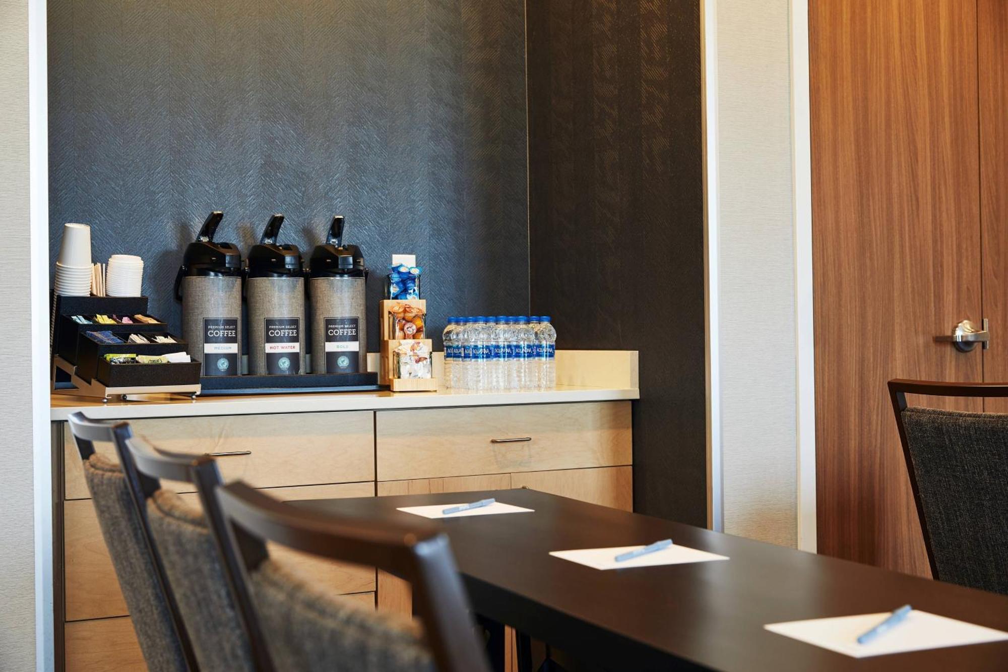 Fairfield Inn & Suites By Marriott Kansas City Belton Екстер'єр фото