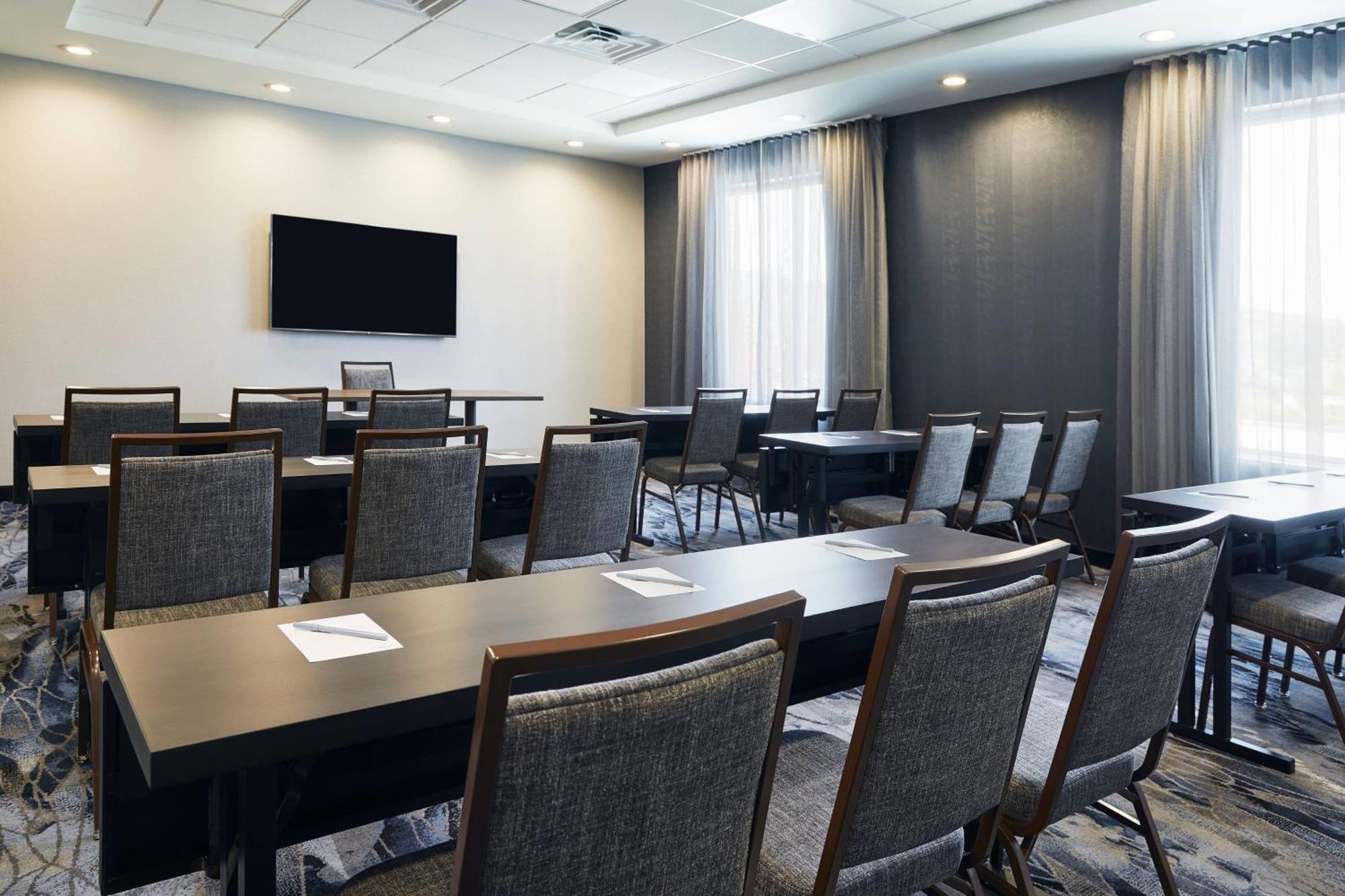 Fairfield Inn & Suites By Marriott Kansas City Belton Екстер'єр фото