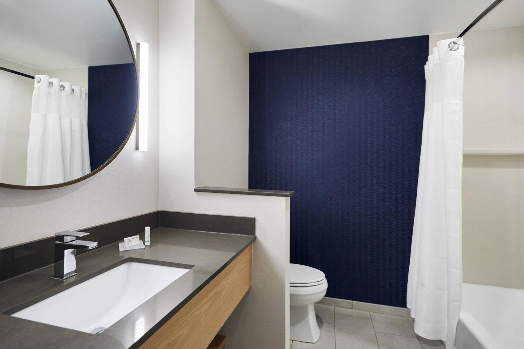 Fairfield Inn & Suites By Marriott Kansas City Belton Екстер'єр фото